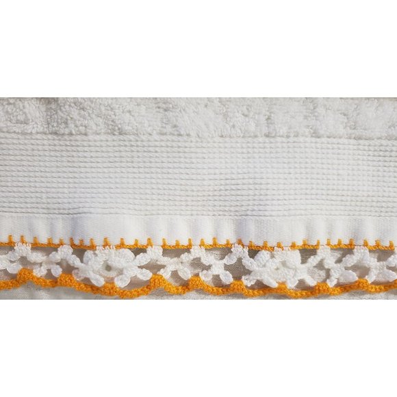 Embroidered Crochet Knit Easter Eggs and Bunny Towel decoration - Picture 5 of 7